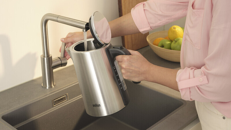 HERVIDOR DE AGUA IDENTITY NEGRO BRAUN