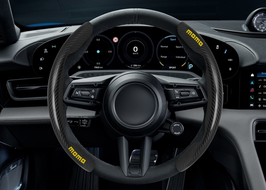 Cubre Volante  Grips de Agarre Fibra de Carbono Negro MOMO 