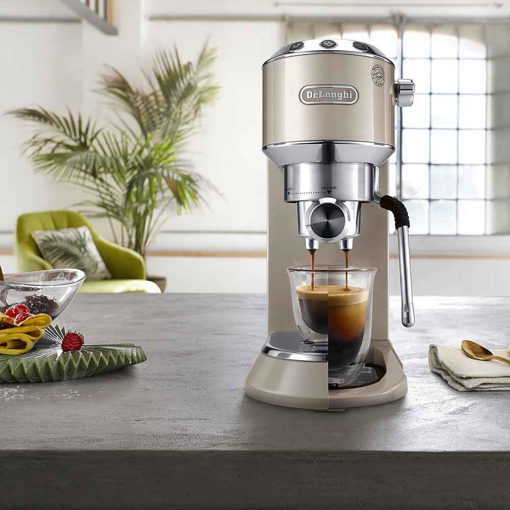 CAFETERA DEDICA ARTE BEIGE DELONGHI