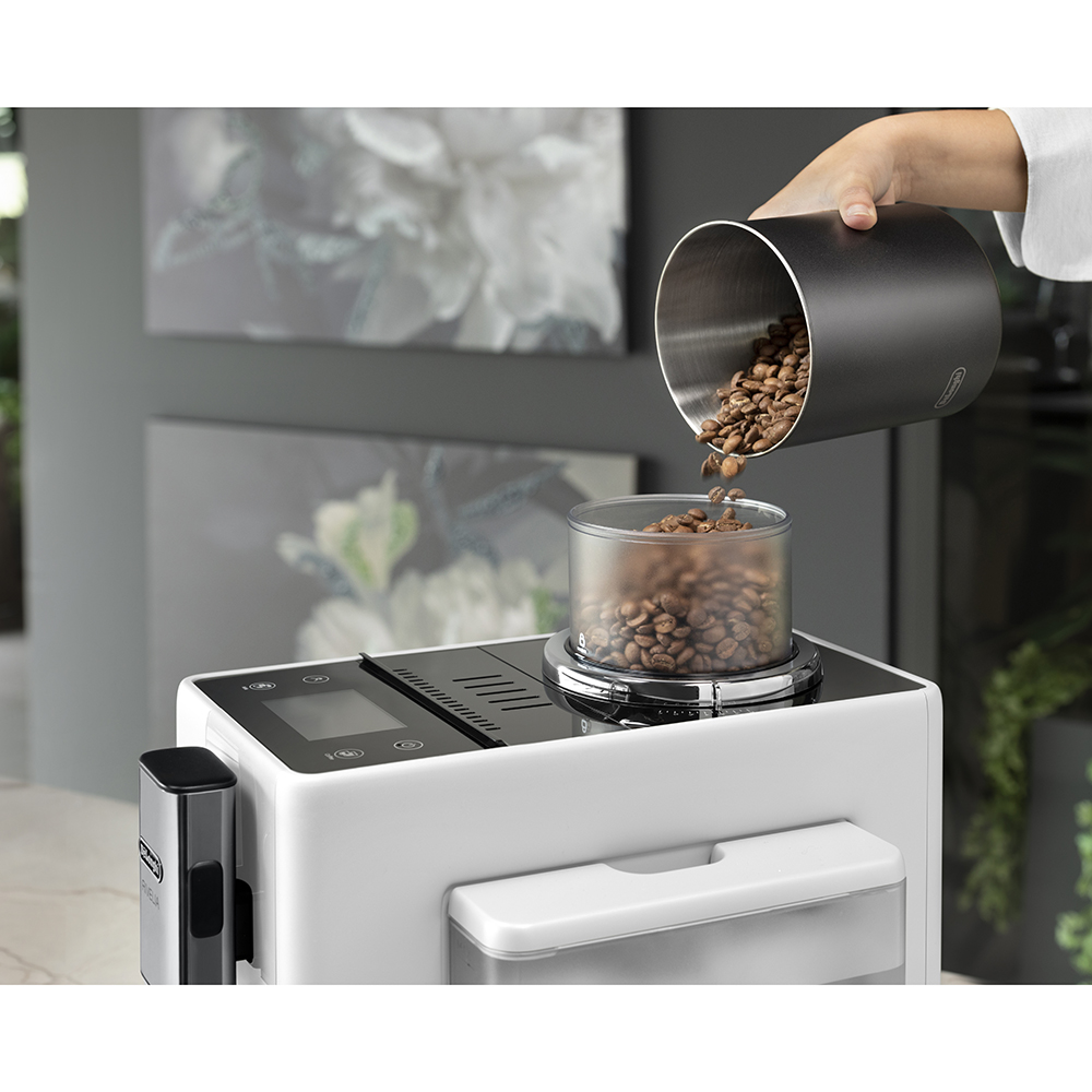 CAFETERA SUPERAUTOMATICA RIVELIA BLANCA