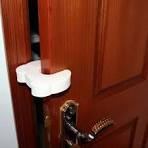 BLOQUEADOR DE CIERRE DE PUERTA